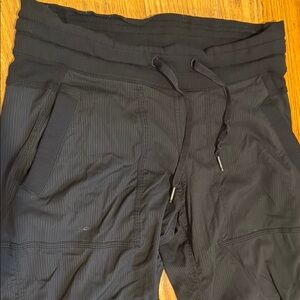 Lululemon Black Athletic Pants size 4